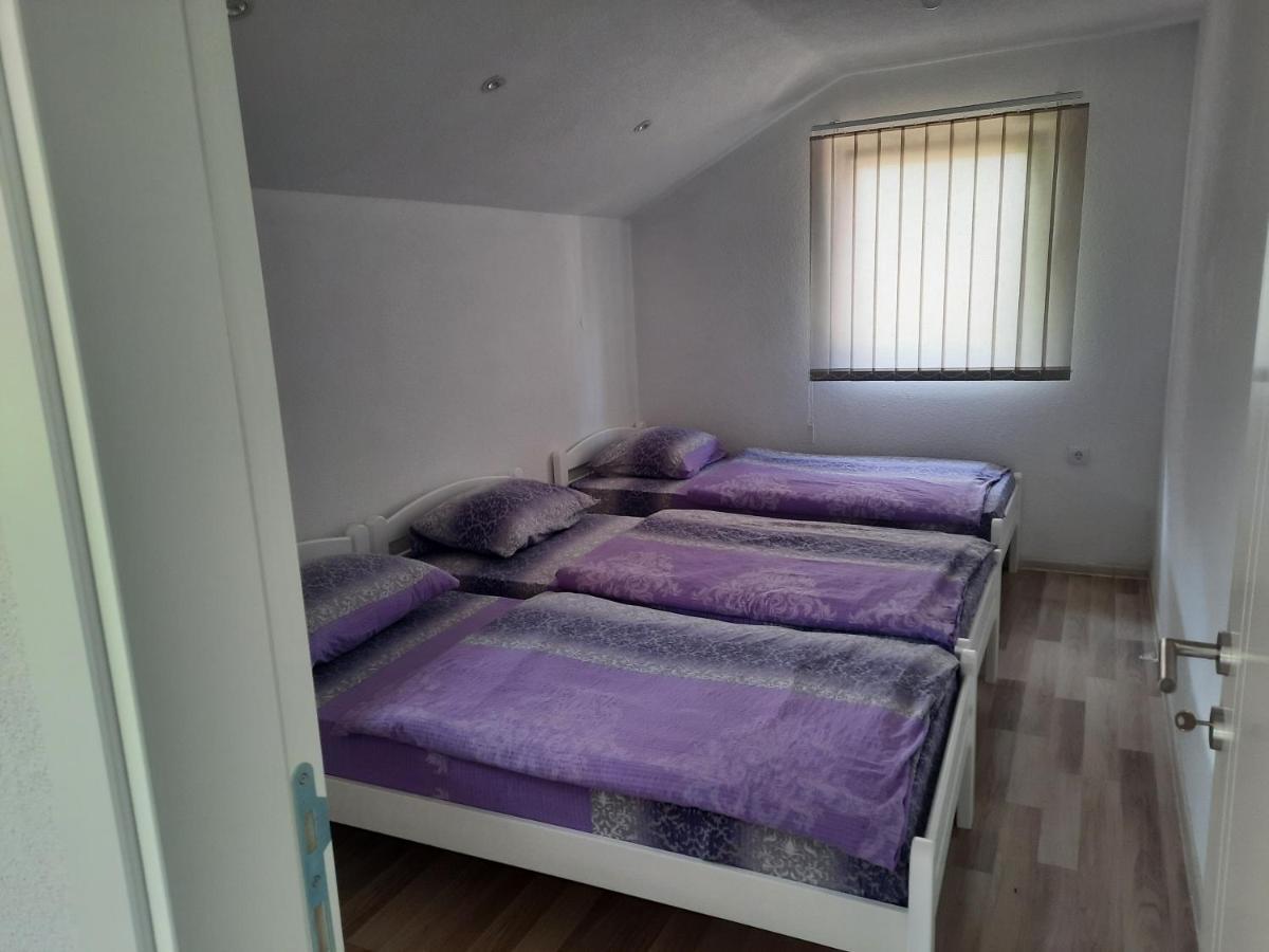 Guest House Sobic Sipovo Ngoại thất bức ảnh
