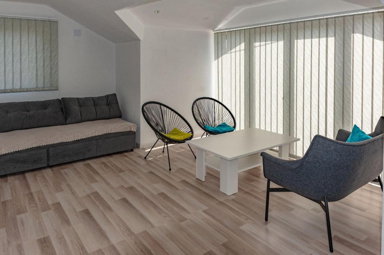 Guest House Sobic Sipovo Ngoại thất bức ảnh